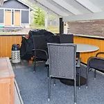 Koliwood A By Interhome