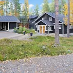 Koliwood A By Interhome Loma-asunnot