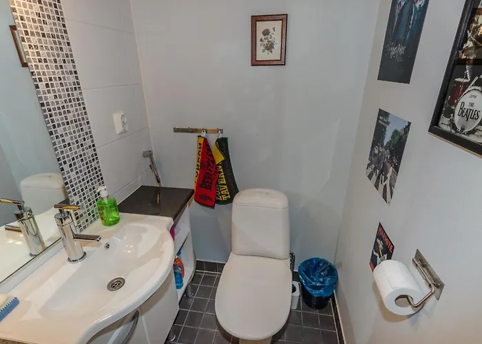 Koliwood A By Interhome